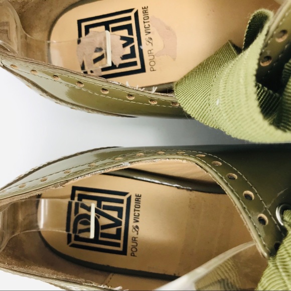 Pour La Victoire Avocado Green Retro Lace Oxfords - Picture 3 of 8